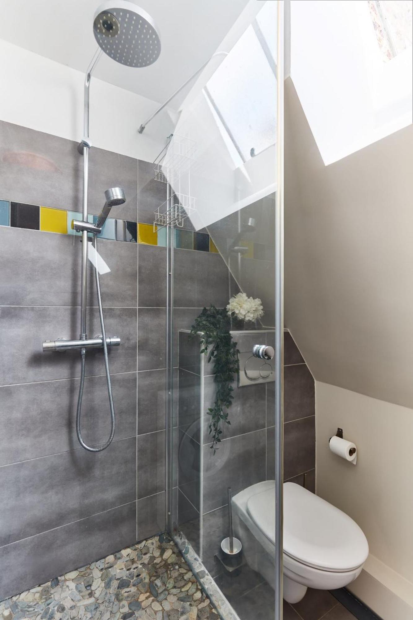 Place Des Vosges - 1Br With Balcony - Cityapartmentstay Paris Eksteriør billede